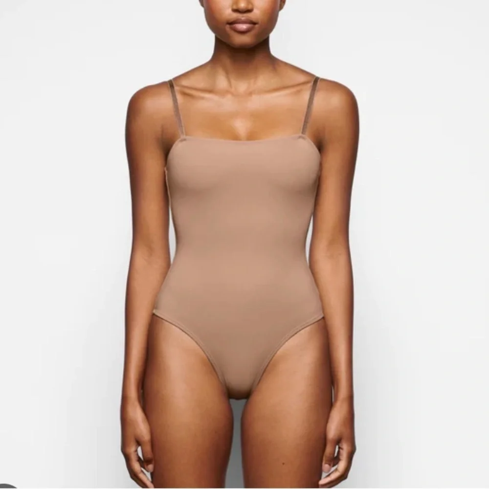 NWT Skims One piece swimsuit size 4X in Sienna